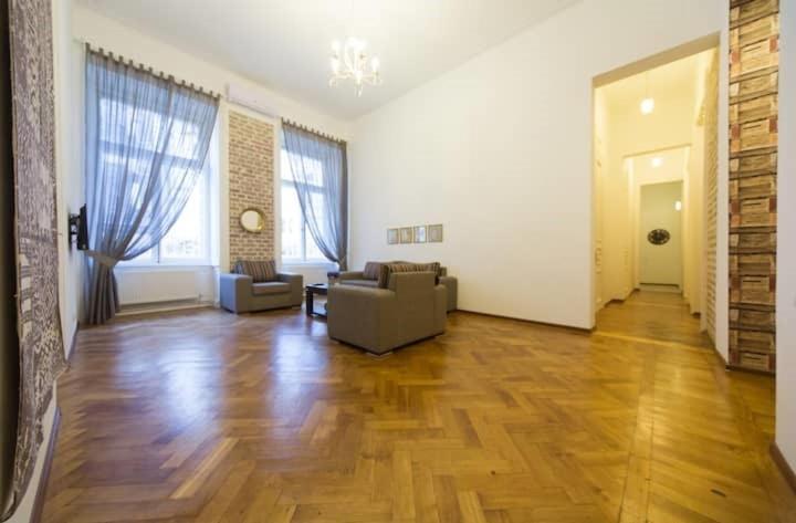 Apartment On Tabidze 3/5 Tbilissi Extérieur photo