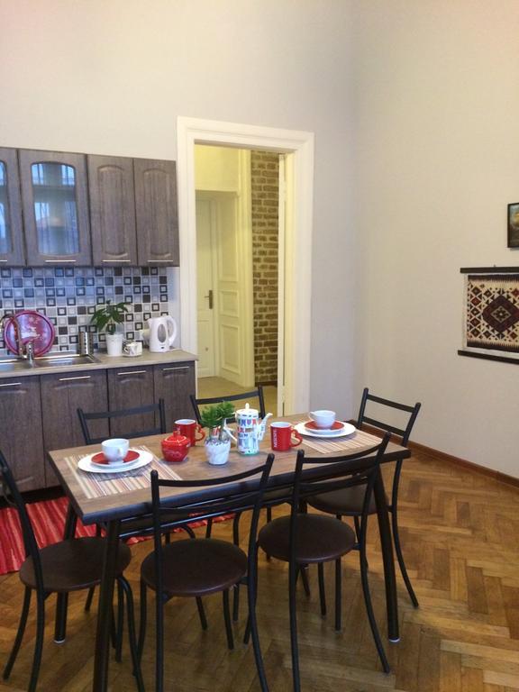 Apartment On Tabidze 3/5 Tbilissi Extérieur photo